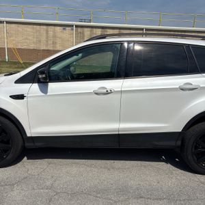 FORD ESCAPE TITANIUM - 4