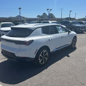 CHEVROLET EQUINOX EV LT 2 - 8