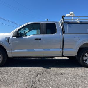 FORD F-150 XLT - 4