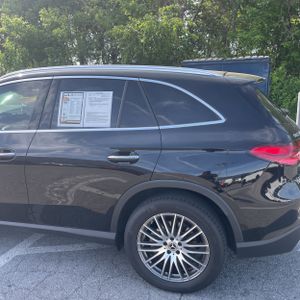 MERCEDES-BENZ GLC - 6