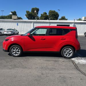 KIA SOUL LX - 3