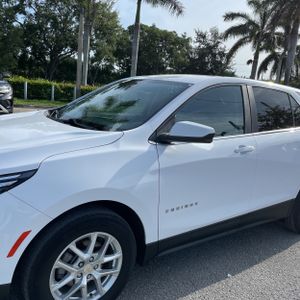 صورة 2 لـ 2022 Chevrolet EQUINOX LT