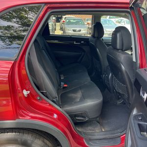 صورة مصغرة 32 لـ 2015 KIA SORENTO LX