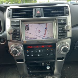 2012 Toyota 4RUNNER LIMITED — миниатюра 38
