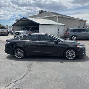 FORD FUSION SE - 10