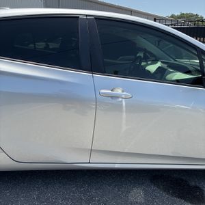 2021 Toyota PRIUS LE — фото 10