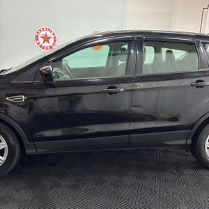 FORD ESCAPE S - 4