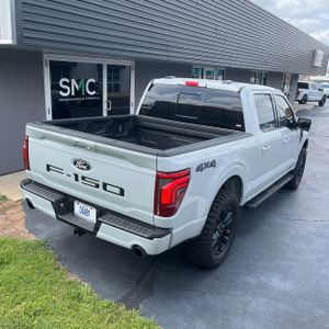 FORD F-150 LARIAT - 8