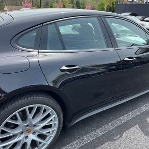 PORSCHE PANAMERA 4 - 8