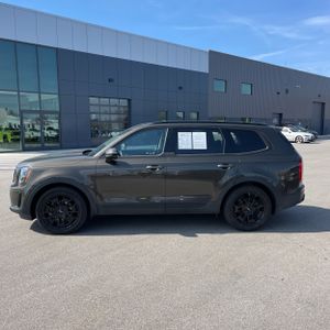 KIA TELLURIDE NIGHTSKY - 3