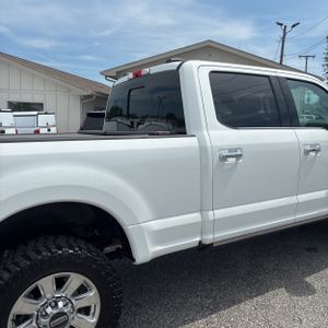 FORD F-250 SUPER DUTY PLATINUM - 9