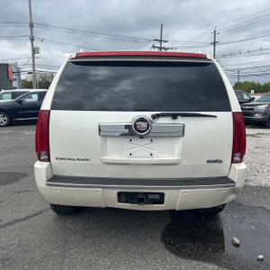 CADILLAC ESCALADE BASE - 7