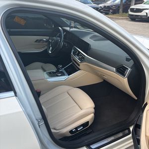 صورة 29 لـ 2021 BMW 3 SERIES 330I