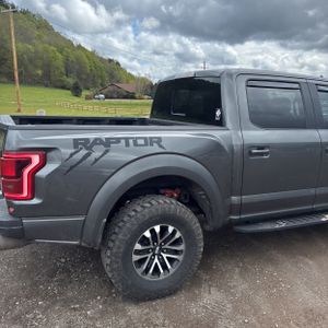 FORD F-150 RAPTOR - 9