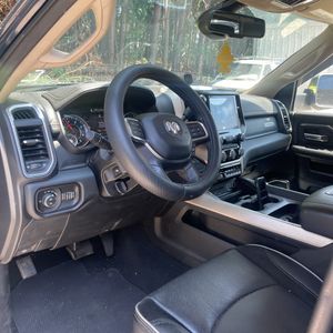 2019 RAM 3500 LARAMIE photo 37