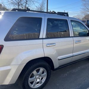 JEEP GRAND CHEROKEE LAREDO - 9
