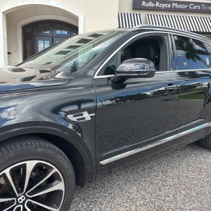 صورة 2 لـ 2019 Bentley BENTAYGA V8