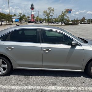 2013 Volkswagen PASSAT SE PZEV — миниатюра 11