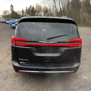 CHRYSLER PACIFICA TOURING L - 7