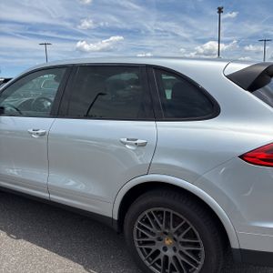 PORSCHE CAYENNE - 6
