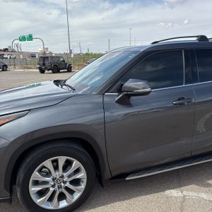 TOYOTA HIGHLANDER LIMITED - 2