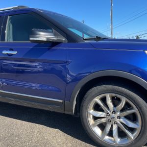 صورة مصغرة 13 لـ 2015 FORD EXPLORER XLT