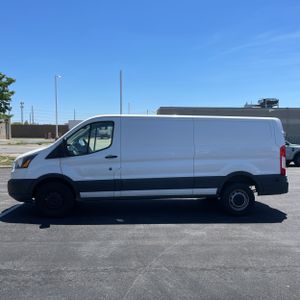FORD TRANSIT 250 - 3