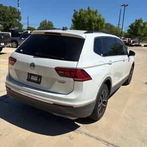 VOLKSWAGEN TIGUAN SE - 8