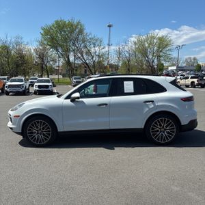 PORSCHE CAYENNE S - 3