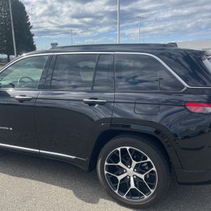 JEEP GRAND CHEROKEE 4XE SUMMIT RESERVE - 6