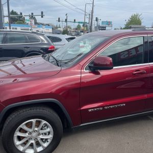 JEEP GRAND CHEROKEE LAREDO E - 2