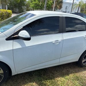 صورة 3 لـ 2017 Chevrolet SONIC PREMIER AUTO