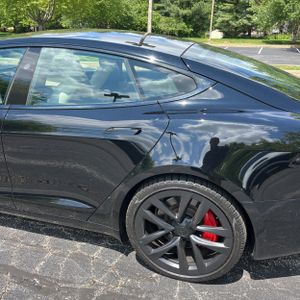 TESLA MODEL S PLAID - 6