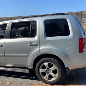 HONDA PILOT EX - 6