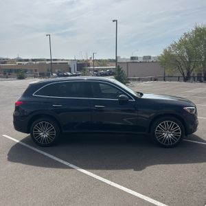 MERCEDES-BENZ GLC - 10