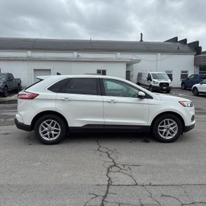 Ford Edge SEL - 10
