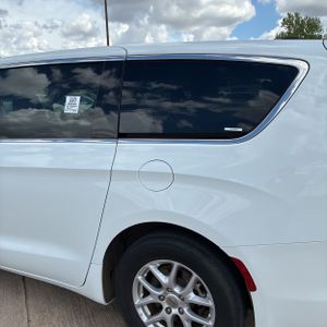 CHRYSLER VOYAGER LX - 6