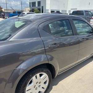 صورة 9 لـ 2014 Dodge AVENGER SE