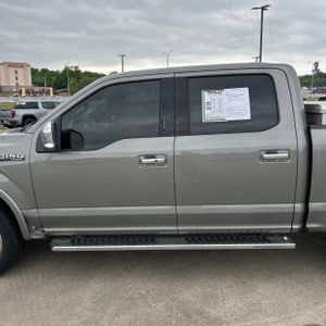 FORD F-150 LARIAT - 4