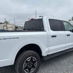 FORD F-150 LIGHTNING XLT - 9