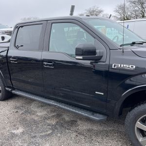 FORD F-150 LARIAT - 8