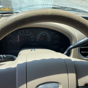 صورة 35 لـ 2004 FORD F-150 XLT