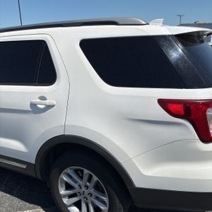 FORD EXPLORER XLT - 6
