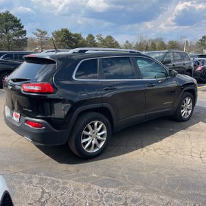 JEEP CHEROKEE LIMITED - 5
