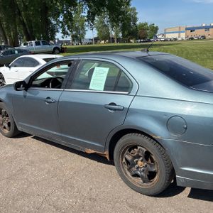 FORD FUSION SE - 6