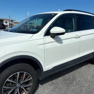 2019 Volkswagen TIGUAN SE 4MOTION — фото 2