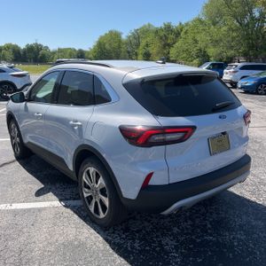 FORD ESCAPE PLATINUM - 5