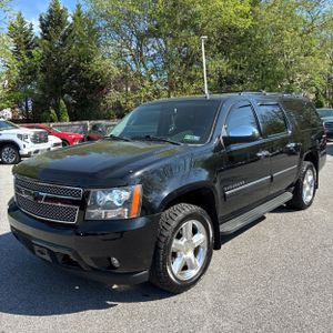 CHEVROLET SUBURBAN LS - 1