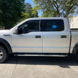 FORD F-150 XLT - 4