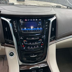 2017 Cadillac ESCALADE ESV LUXURY — фото 38